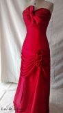 vestido vermelho de laço