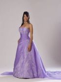 Vestido debutante lilas com renda